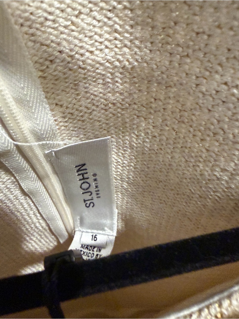 St. John Cream and Gold Tweed-Panel Short-Sleeve Midi Dress - Picture 4 of 4